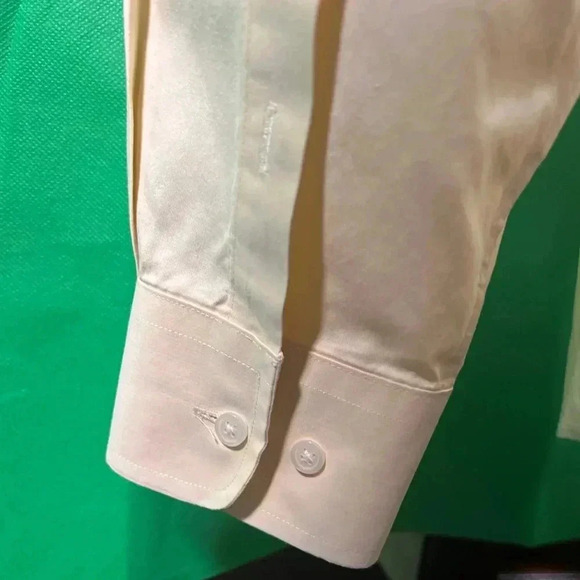 Eddie Bauer Men's Button Down Casual Long Sleeve Yellow Shirt Size L Relaxed Fit - Picture 7 of 9